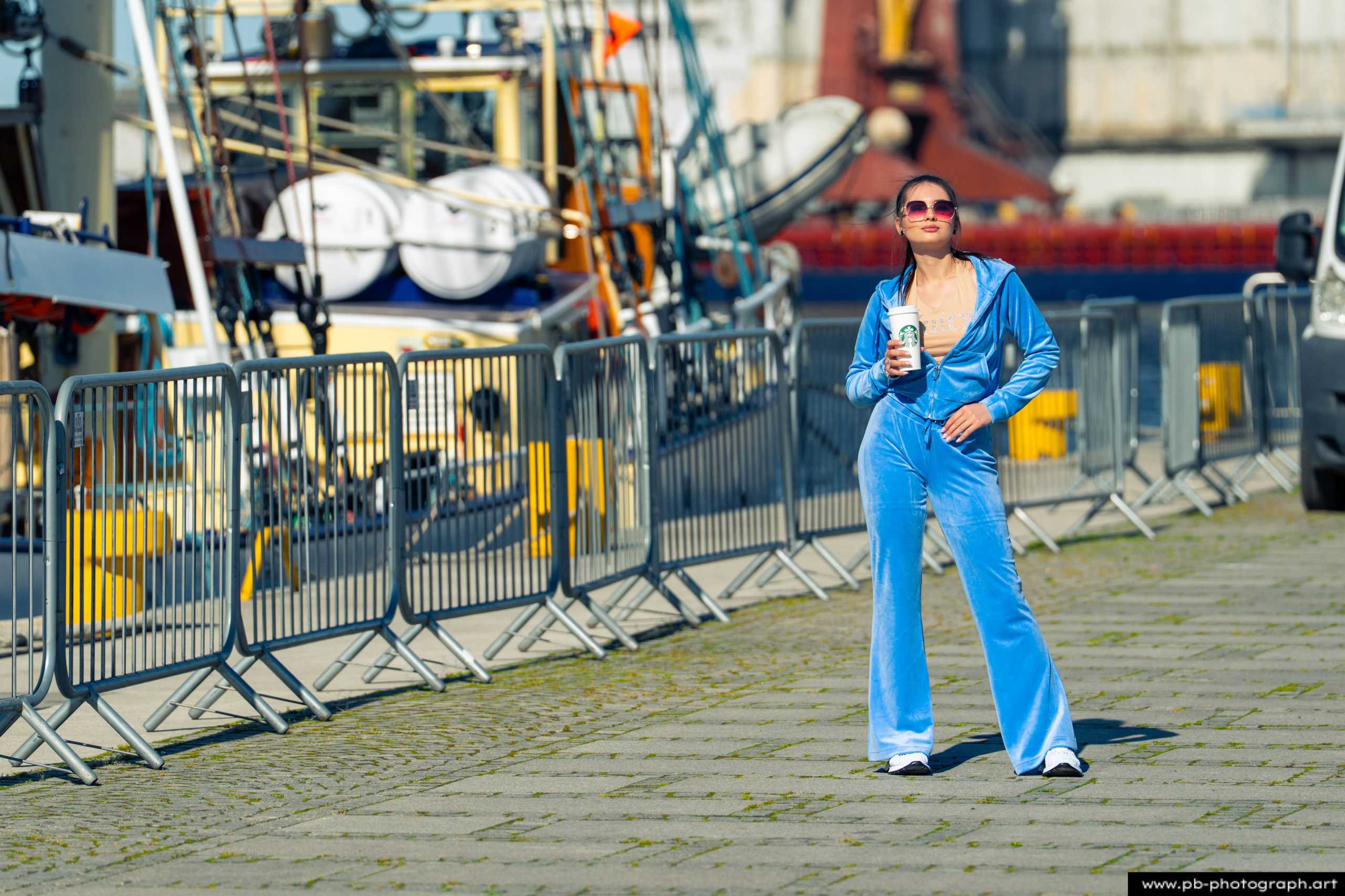 Fotografia produktowa dla marki odzieżowej na Łasztowni — Szczecin — blog fotograficzny, fotograf Szczecin